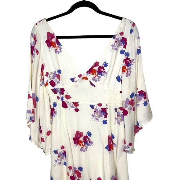 MINKPINK Falling Blooms Smocked Dress - Picture 3 of 10